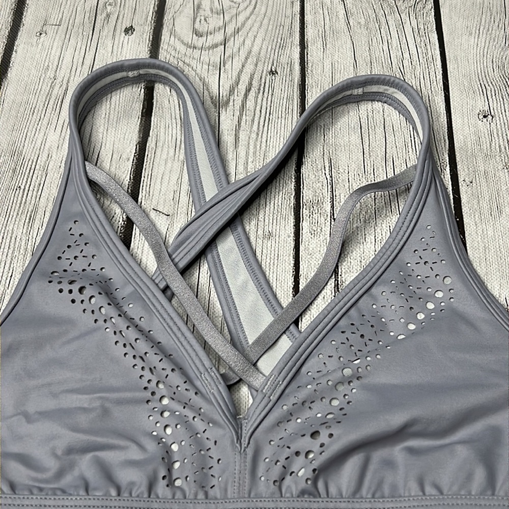 Victoria sport strappy sports bra size XS - Picture 4 of 8